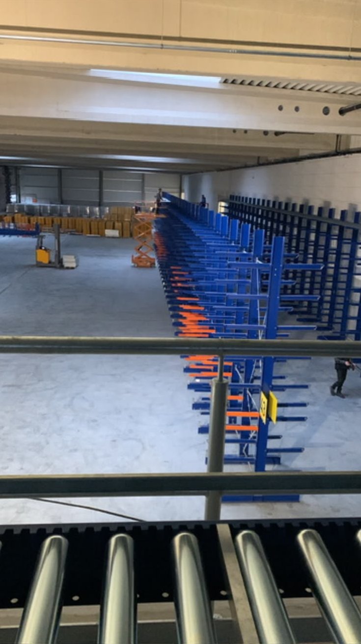 Cantilever racking installation — HS-C. Hempelmann KG, Hanover
