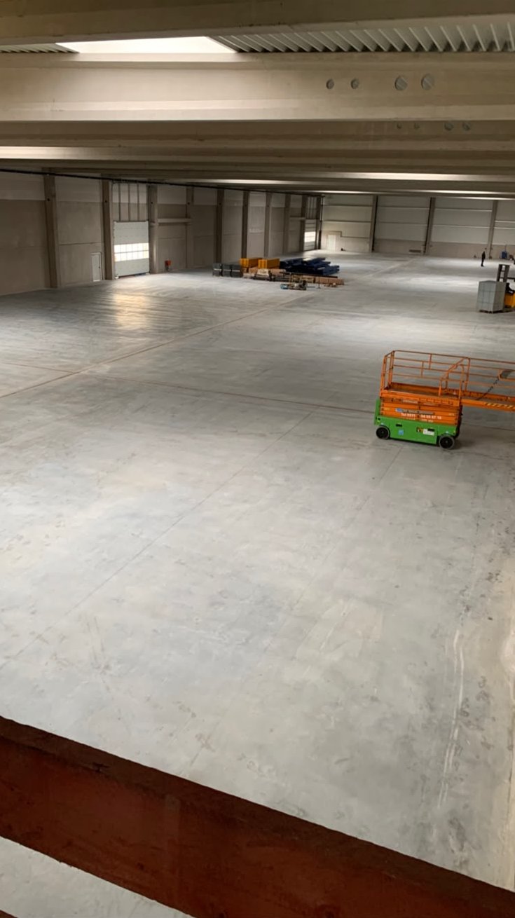 Warehouse hall before racking installation — HS-C. Hempelmann KG, Hanover