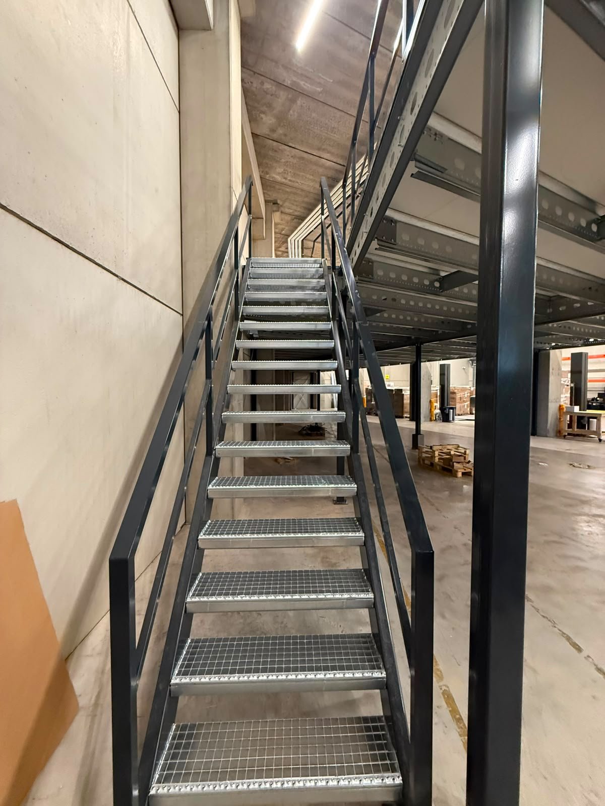 Steel staircase to the mezzanine floor — De Eekhoorn Dutch Furniture, Zwaag